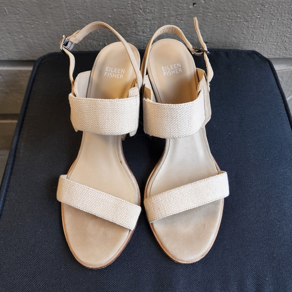 EILEEN Fisher Plex stretch wedges size 10